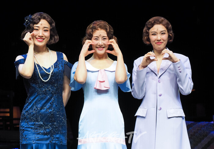 뮤지컬 '벤자민 버튼' 프레스콜(블루 루 모니에 역 김소향, 박은미, 이아름솔). 2024.05.16 사진 ⓒ아트코리아방송 이용선 기자​