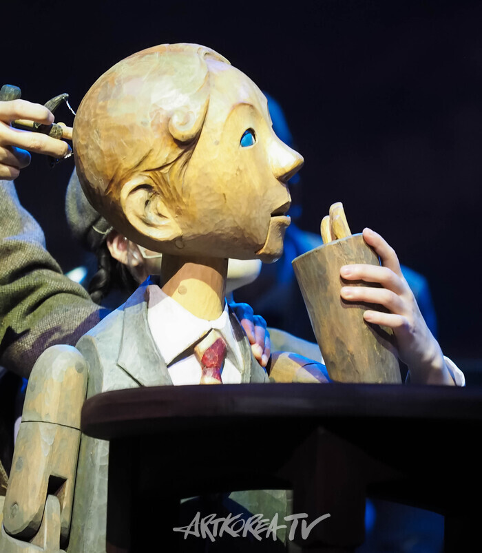 뮤지컬 '벤자민 버튼' 프레스콜. 2024.05.16 사진 ⓒ아트코리아방송 이용선 기자​