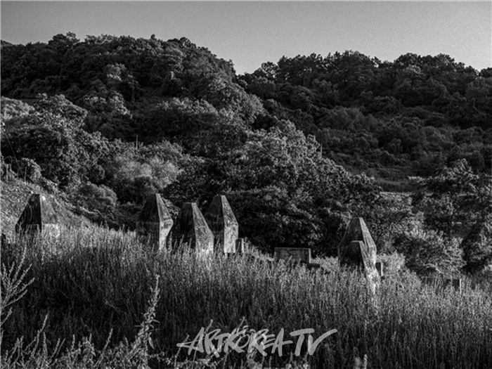 박종우 사진전 '흔  _  분단의 낯선 풍경'