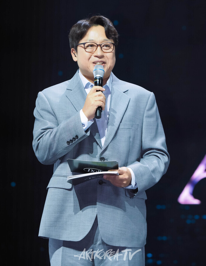 아르테미스(ARTMS. 희진, 하슬, 김립, 진솔, 최리) 첫 정규앨범 '달'(Dall) 발매 기념 쇼케이스. 2024.05.30 사진 ⓒ아트코리아방송 이용선 기자​