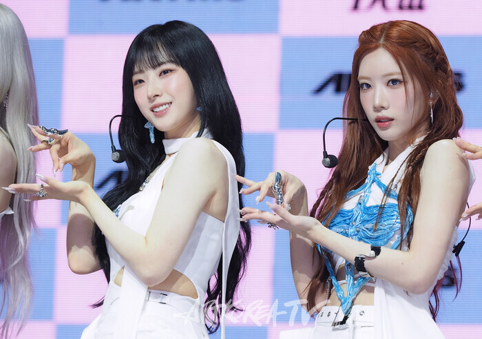 아르테미스(ARTMS) 하슬, 김립 첫 정규앨범 '달'(Dall) 발매 기념 쇼케이스. 2024.05.30 사진 ⓒ아트코리아방송 이용선 기자​