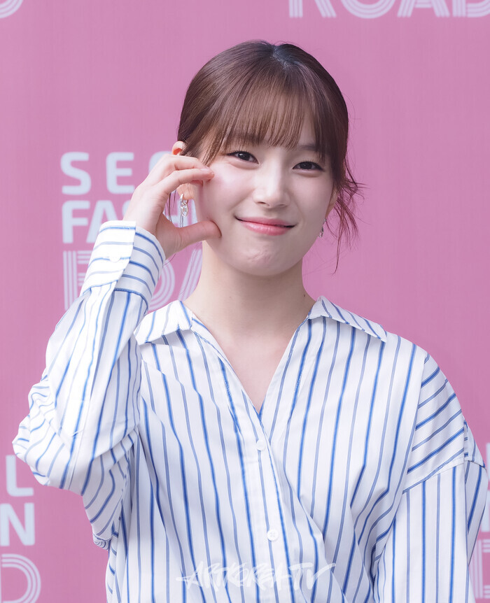 '서울패션로드 2024 at 석촌호수' 포토월 행사(한동희) 2024.05.31 사진 ⓒ아트코리아방송 이용선 기자