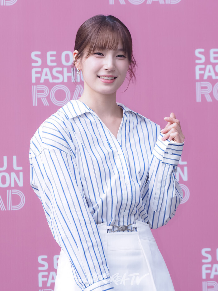 '서울패션로드 2024 at 석촌호수' 포토월 행사(한동희) 2024.05.31 사진 ⓒ아트코리아방송 이용선 기자