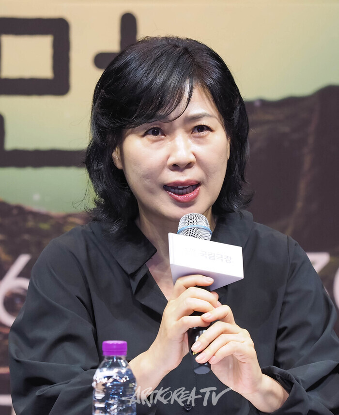 국립창극단 신작 '만신 : 페이퍼 샤먼' 기자간담회(국립창극단 예술감독 겸 단장 유은선) 2024.05.29 사진 ⓒ아트코리아방송 이용선 기자​