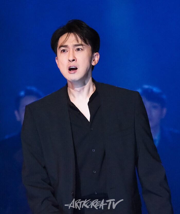 연극 '햄릿' 프레스콜(햄릿 역 강필석). 2024.06.13 사진 ⓒ아트코리아방송 이용선 기자