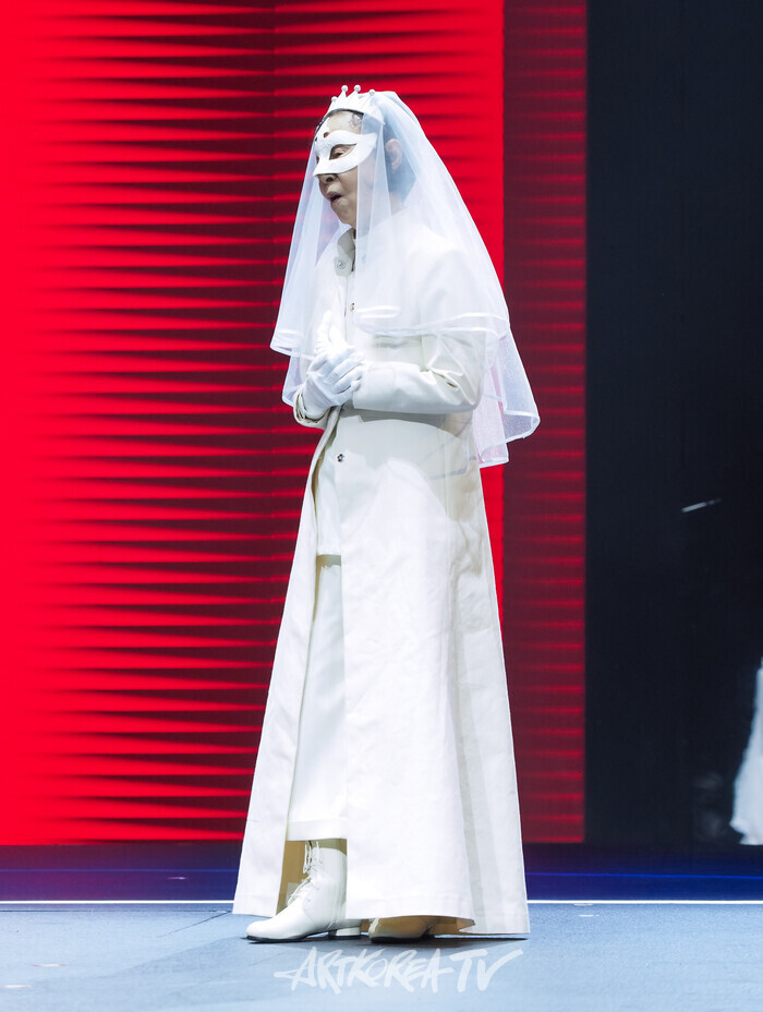 연극 '햄릿' 프레스콜(배우 2 역 손숙). 2024.06.13 사진 ⓒ아트코리아방송 이용선 기자