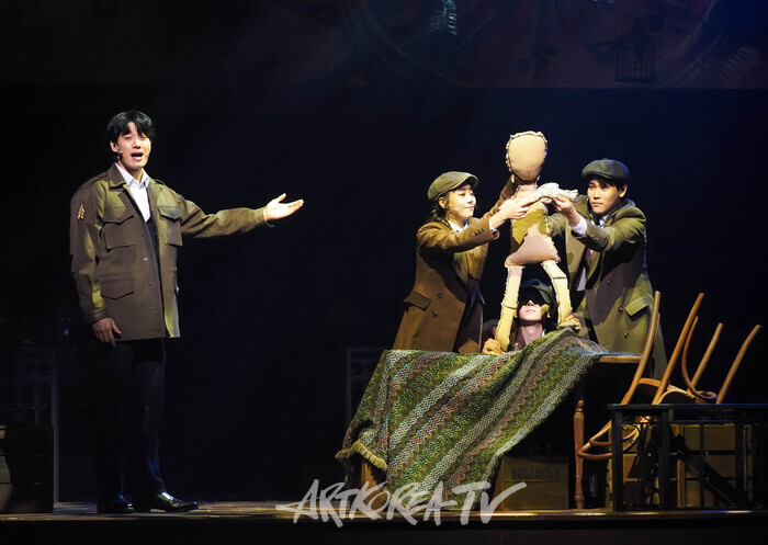 뮤지컬 '벤자민 버튼' 프레스콜. 2024.05.16 사진 ⓒ아트코리아방송 DB