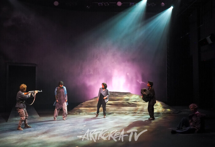 연극 '연안지대' 프레스콜. 2024.06.14 사진 ⓒ아트코리아방송 이용선 기자