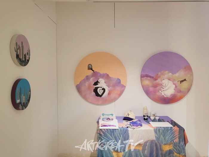 아세움 첫 개인전 '해방을 꿈꾸는 아세움의 행복한 몽상'