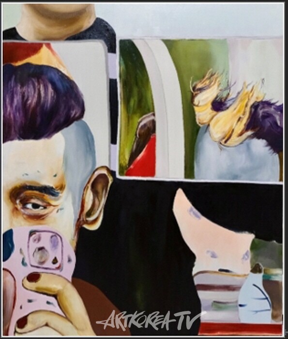 The me watching myself getting my hair cut through the mirror is being watched by the audience.