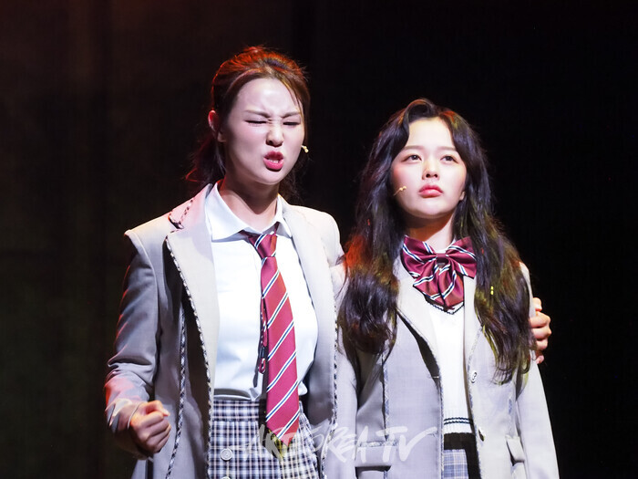 뮤지컬 '4월은 너의 거짓말'프레스콜(미야노조 카오리 역 정지소, 사와베 츠바키 역 황우림) 2024.07.04 사진 ⓒ아트코리아방송 이용선 기자