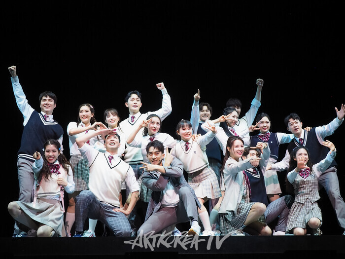 뮤지컬 '4월은 너의 거짓말'프레스콜(아리마 코세이 역 김희재, 미야조노 카와리 역 정지소, 사와베 츠바키 역 황우림 외 앙상블) 2024.07.04 사진 ⓒ아트코리아방송 이용선 기자