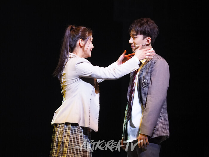 뮤지컬 '4월은 너의 거짓말'프레스콜(와타리 료타 역 조환지, 사와베 츠바키 역 황우림) 2024.07.04 사진 ⓒ아트코리아방송 이용선 기자