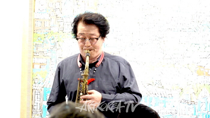 조동웅 지휘자 섹소폰 축하연주