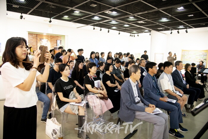 권순욱 제5회 개인전, '아름다운 세상 시리즈’ 개막행사