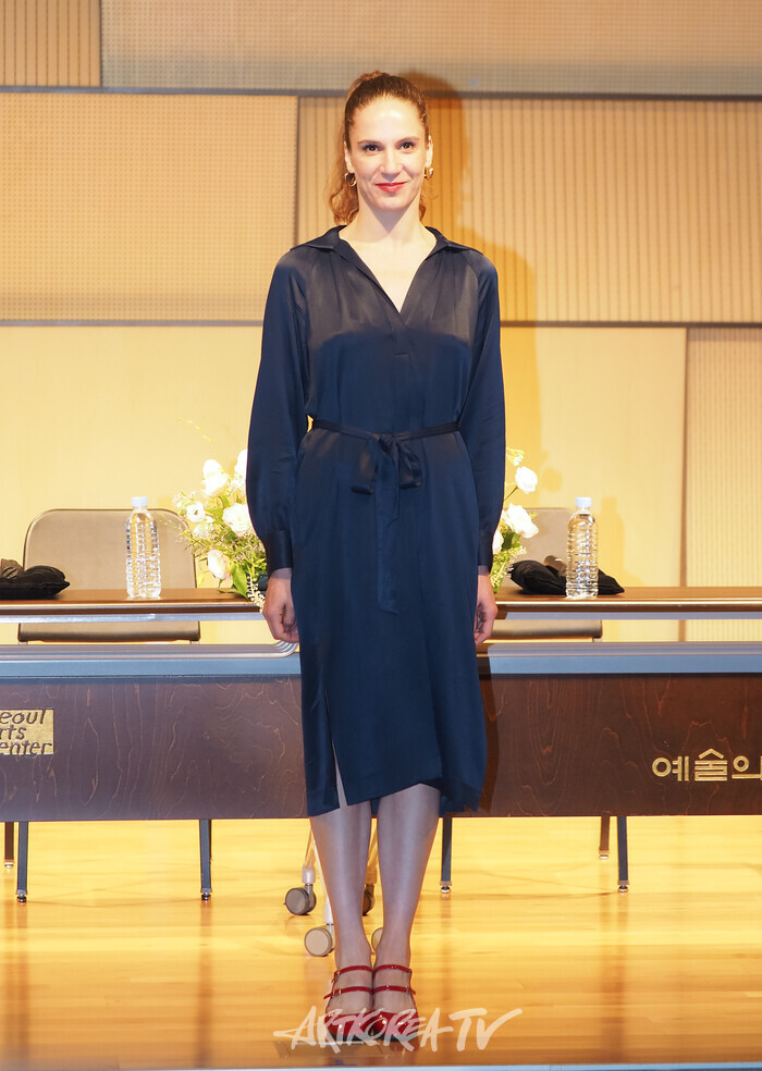 '파리 오페라 발레 에투알 갈라2024' 기자간담회(발랑틴 콜라상트(Valentine Colasante)) 2024.07.17 사진 ⓒ아트코리아방송 이용선 기자