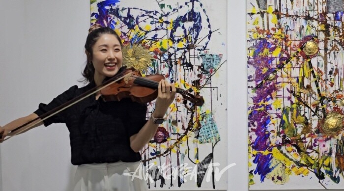 전설 박사, 대웅제약 갤러리 아트토큰 2R2 Space 초대작가전시회 성황리 진행 중