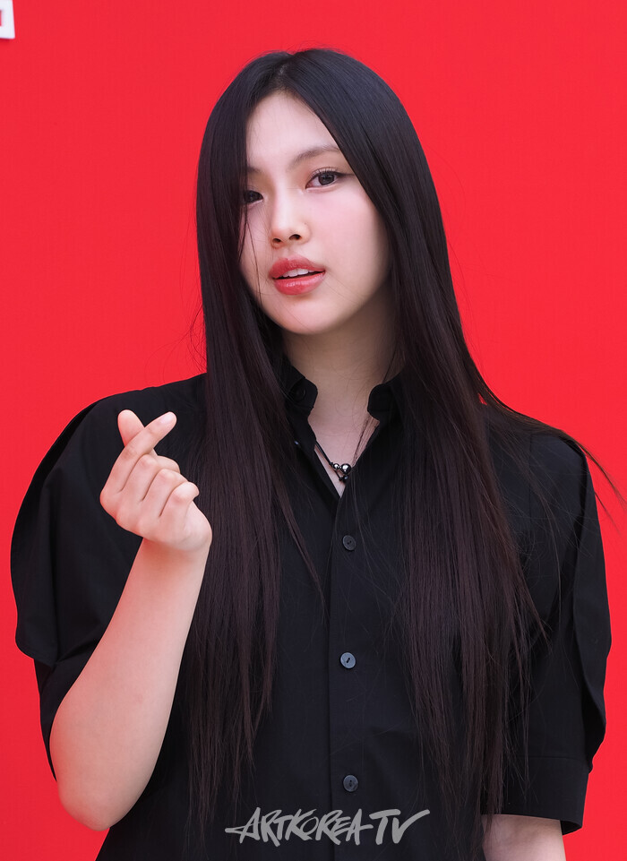 뉴진스 현대백화점면세점 동대문점 '에브리데이 현데이'(EVERYDAY HYUNDAY) 기념 포토월 행사(혜인) 2024.08.01 사진 ⓒ아트코리아방송 이용선 기자​