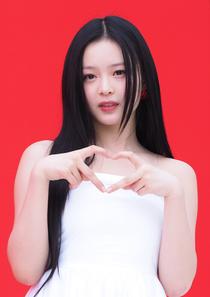 현대백화점면세점 동대문점 '에브리데이 현데이'(EVERYDAY HYUNDAY) 기념 포토월 행사(뉴진스 하니) 2024.08.01 사진 ⓒ아트코리아방송 이용선 기자​