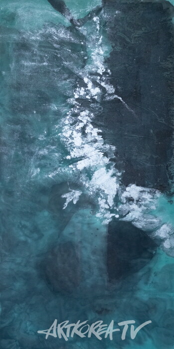 옌루, The offering II, 135x68cm, 화선지에 혼합재료, 2023