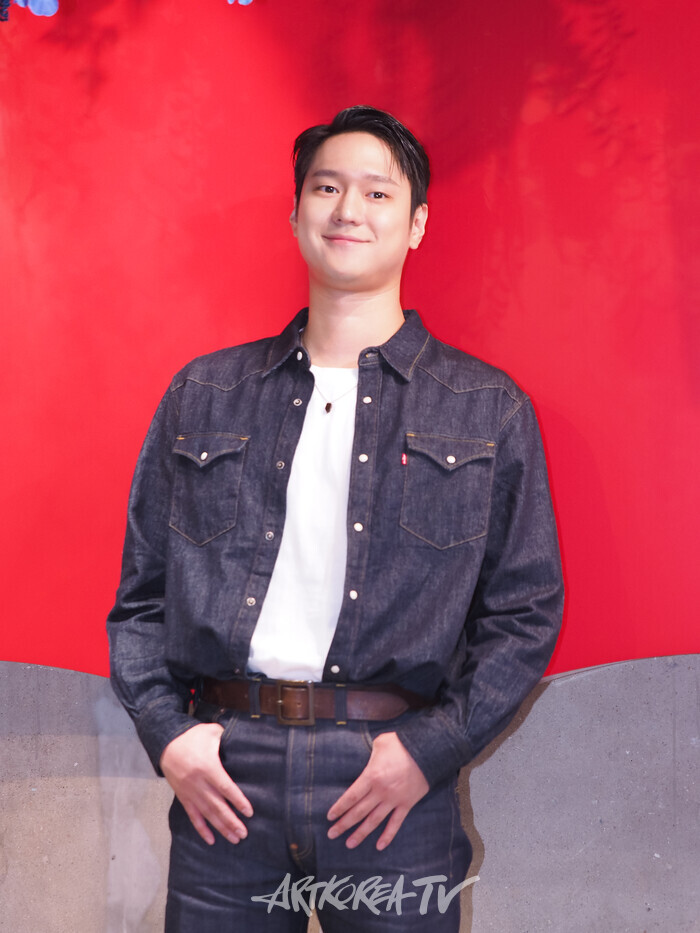 리바이스 성수동 스테이지 35 팝업 스토어 행사 (고경표) 2024.08.22 사진 ⓒ아트코리아방송 이용선 기자​