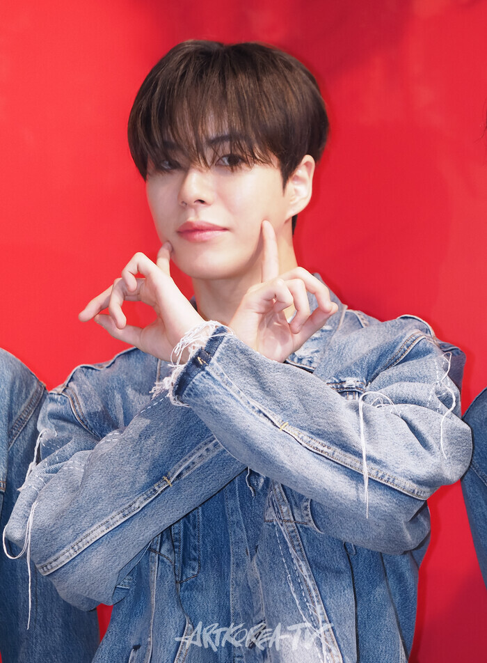 리바이스 성수동 스테이지 35 팝업 스토어 행사 (트레저 재혁) 2024.08.22 사진 ⓒ아트코리아방송 이용선 기자​