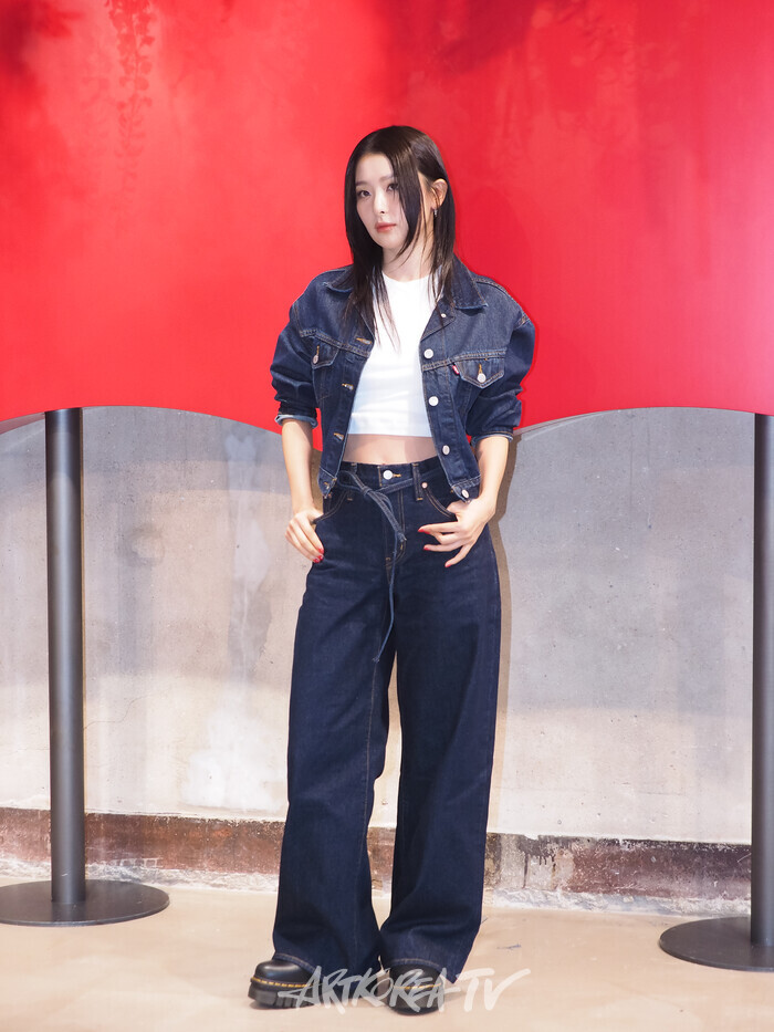 리바이스 성수동 스테이지 35 팝업 스토어 행사 (레드벨벳 슬기) 2024.08.22 사진 ⓒ아트코리아방송 이용선 기자​