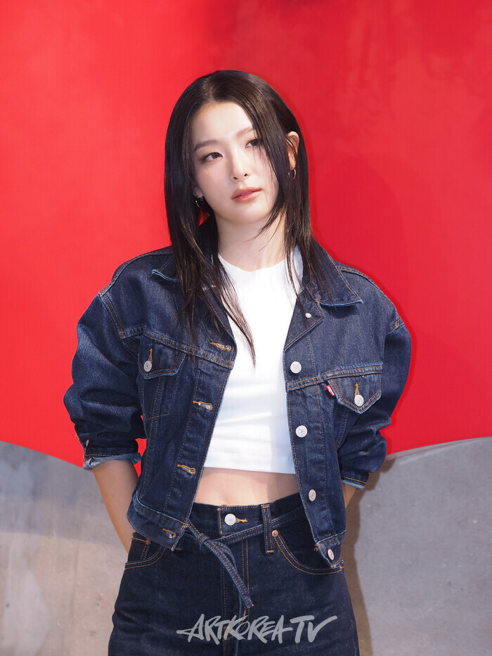 리바이스 성수동 스테이지 35 팝업 스토어 행사 (레드벨벳 슬기) 2024.08.22 사진 ⓒ아트코리아방송 이용선 기자​
