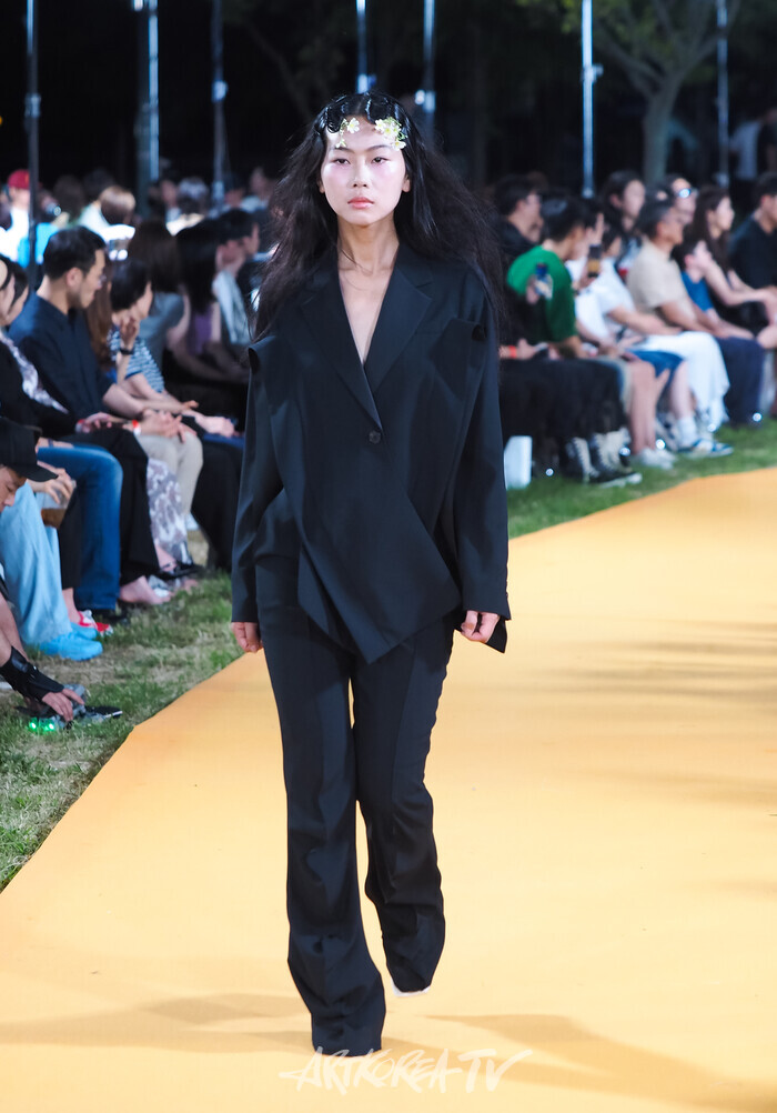 '2024 서울패션로드@뚝섬-보타닉 패션쇼'(김보나, 임재혁 디자이너 브랜드 비스퍽(BESFXXK))  2024.08.30 사진 ⓒ아트코리아방송 이용선 기자