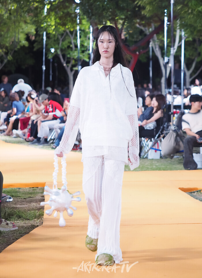 '2024 서울패션로드@뚝섬-보타닉 패션쇼'(양윤아 디자이너 브랜드 비건타이거(VEGANTIGER)) 2024.08.30 사진 ⓒ아트코리아방송 이용선 기자