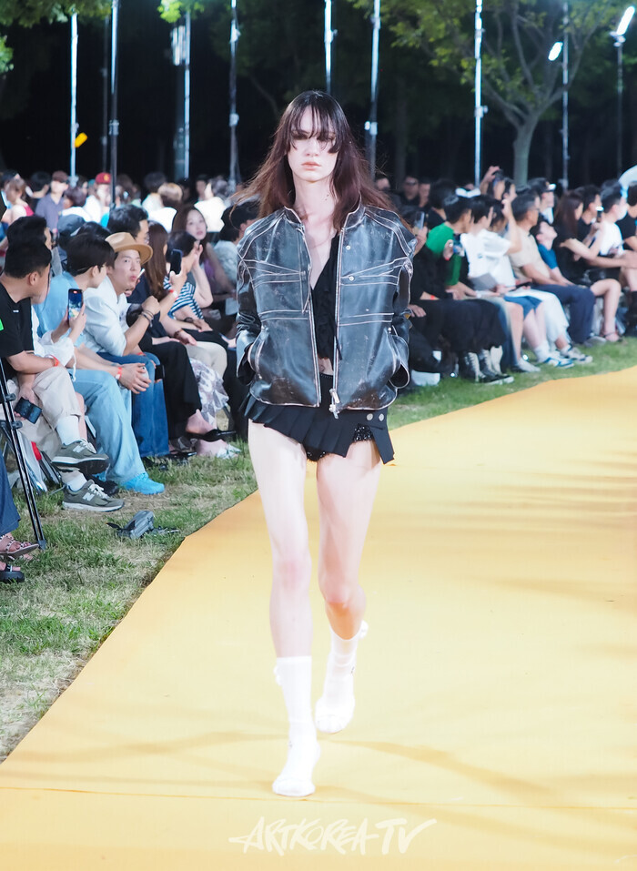 '2024 서울패션로드@뚝섬-보타닉 패션쇼'(최경호, 송현희 디자이너 브랜드 홀리넘버세븐(HOLLYNUMBER7)) 2024.08.30 사진 ⓒ아트코리아방송 이용선 기자