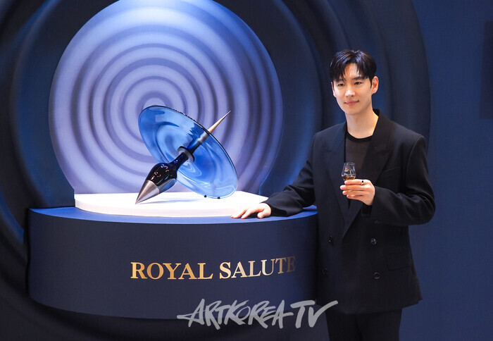 '로얄살루트 타임 챔버 바이 콘래드 쇼크로스' 출시 기념 행사(이제훈). 2024.09.05 사진 ⓒ아트코리아방송 이용선 기자