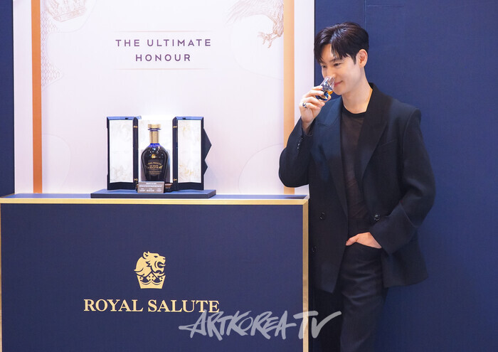 '로얄살루트 타임 챔버 바이 콘래드 쇼크로스' 출시 기념 행사(이제훈). 2024.09.05 사진 ⓒ아트코리아방송 이용선 기자