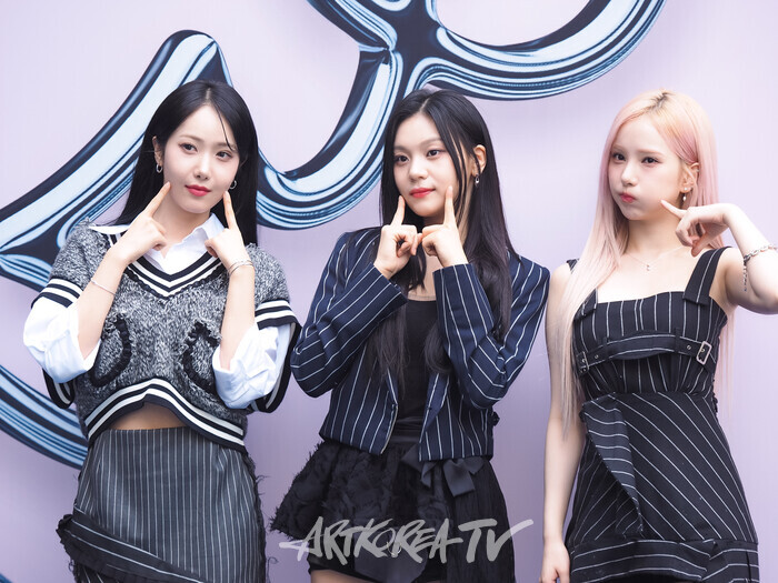 '2025 SS 서울패션위크' 곽현주 디자이너 곽현주 컬렉션 포토월 행사(비비지 은하, 신비, 엄지) 2024.09.07 사진 ⓒ아트코리아방송 이용선 기자