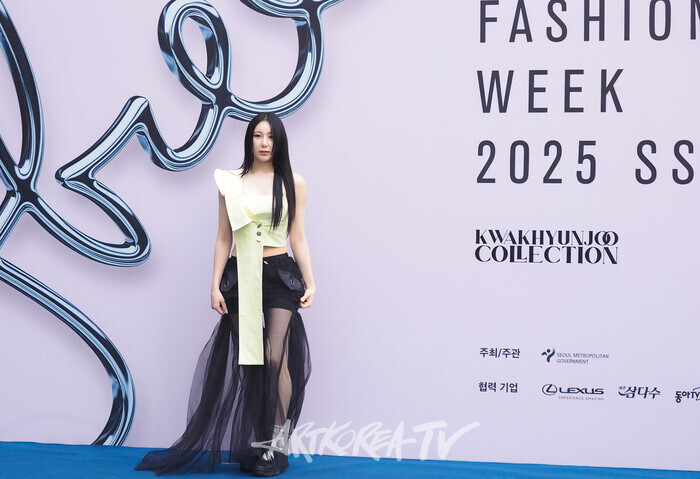 '2025 SS 서울패션위크' 곽현주 디자이너 곽현주 컬렉션 포토월 행사(이채연) 2024.09.07 사진 ⓒ아트코리아방송 이용선 기자