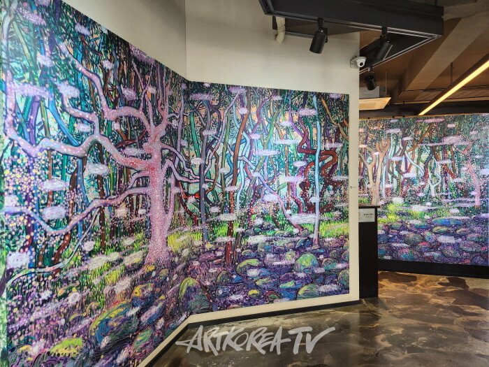 홍일화 초대개인전