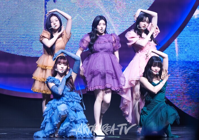 피프티 피프티(FIFTY FIFTY) 두 번째 미니 앨범 '러브튠'(Love Tune) 쇼케이스. 2024.09.20 사진 ⓒ아트코리아방송 이용선 기자