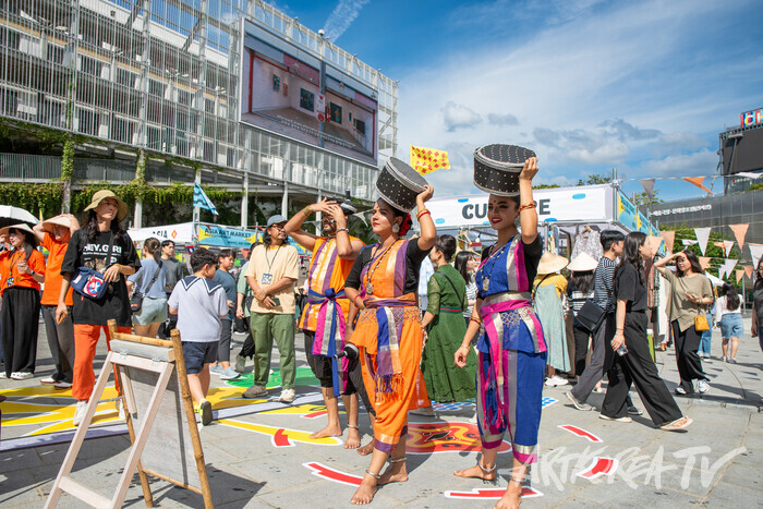 아시아아트마켓