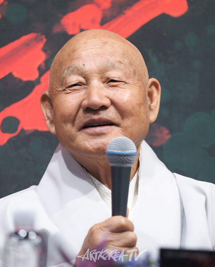 '성파 선예禪藝 특별전 - COSMOS' 기자간담회(조계종 성파 종정예하) 2024.09.27 사진 ⓒ아트코리아방송 이용선 기자