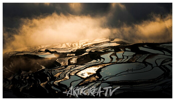 윤제관 사진의 탁월한 회화적 풍경-김종근 미술평론가