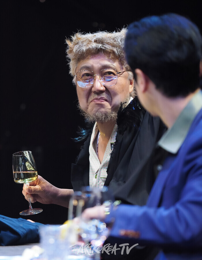 연극 '트랩' 프레스콜(김명기, 김신기) 2024.09.27 사진 ⓒ아트코리아방송 이용선 기자