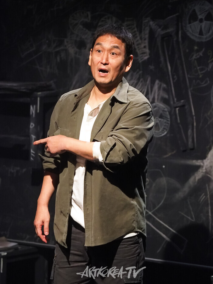 연극 '킬롤로지' 프레스콜(알란 역의 김수현). 2024.10.02 사진 ⓒ아트코리아방송 이용선 기자