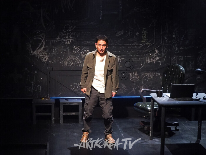 연극 '킬롤로지' 프레스콜(알란 역의 김수현). 2024.10.02 사진 ⓒ아트코리아방송 이용선 기자