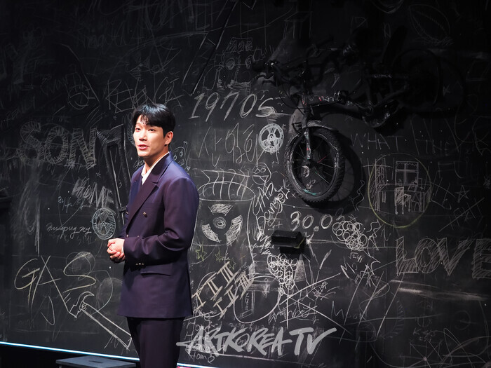 연극 '킬롤로지' 프레스콜(폴 역의 김경남). 2024.10.02 사진 ⓒ아트코리아방송 이용선 기자