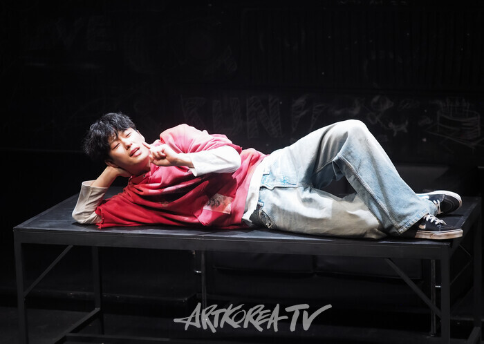 연극 '킬롤로지' 프레스콜(데이비 역의 안동구). 2024.10.02 사진 ⓒ아트코리아방송 이용선 기자