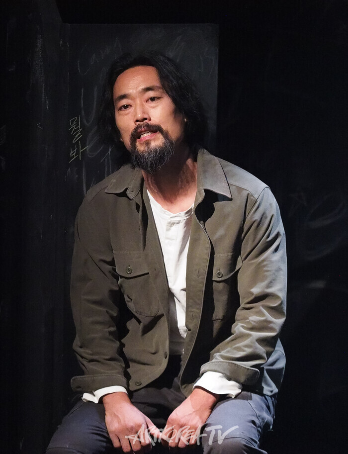 연극 '킬롤로지' 프레스콜(알란 역의 이상홍). 2024.10.02 사진 ⓒ아트코리아방송 이용선 기자