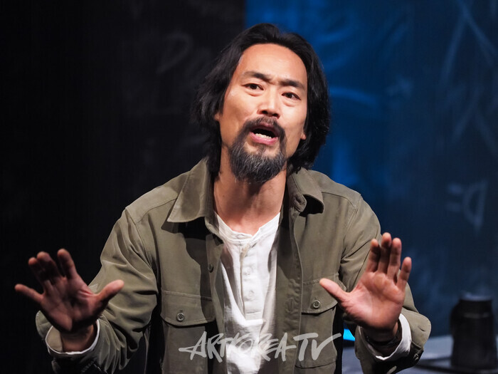 연극 '킬롤로지' 프레스콜(알란 역의 이상홍). 2024.10.02 사진 ⓒ아트코리아방송 이용선 기자
