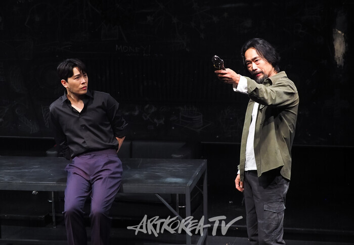 연극 '킬롤로지' 프레스콜(알란 역의 이상홍). 2024.10.02 사진 ⓒ아트코리아방송 이용선 기자