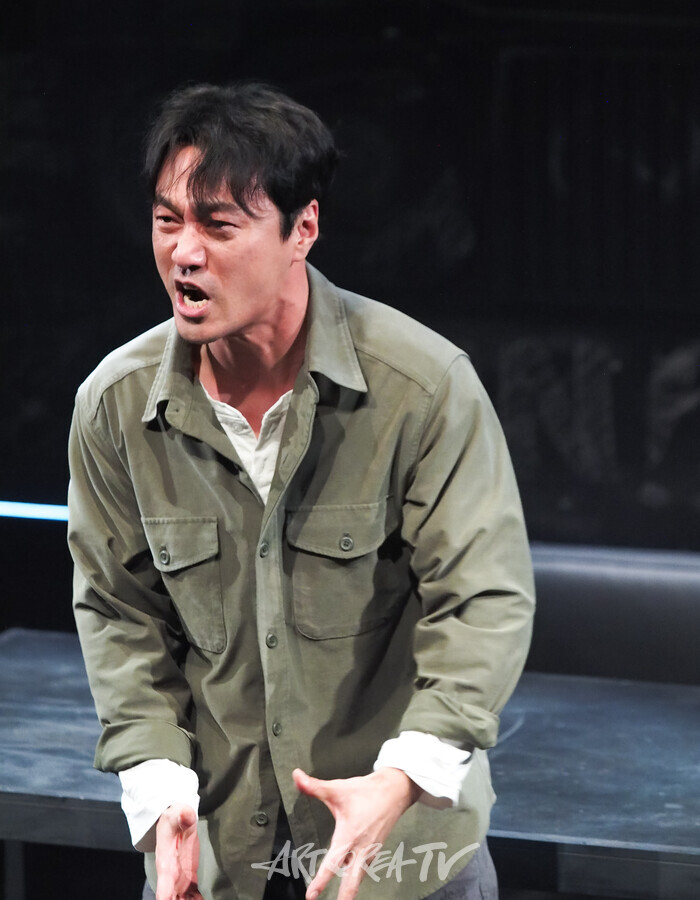 연극 '킬롤로지' 프레스콜(알란 역의 최영준). 2024.10.02 사진 ⓒ아트코리아방송 이용선 기자