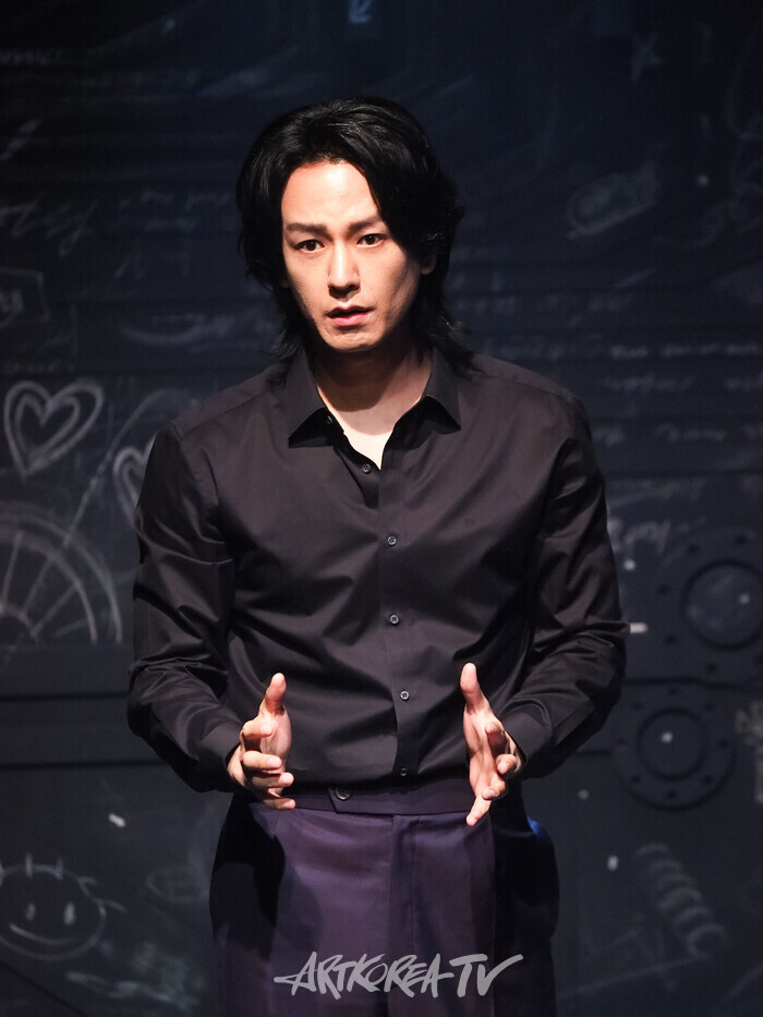 연극 '킬롤로지' 프레스콜(폴 역의 임주환). 2024.10.02 사진 ⓒ아트코리아방송 이용선 기자